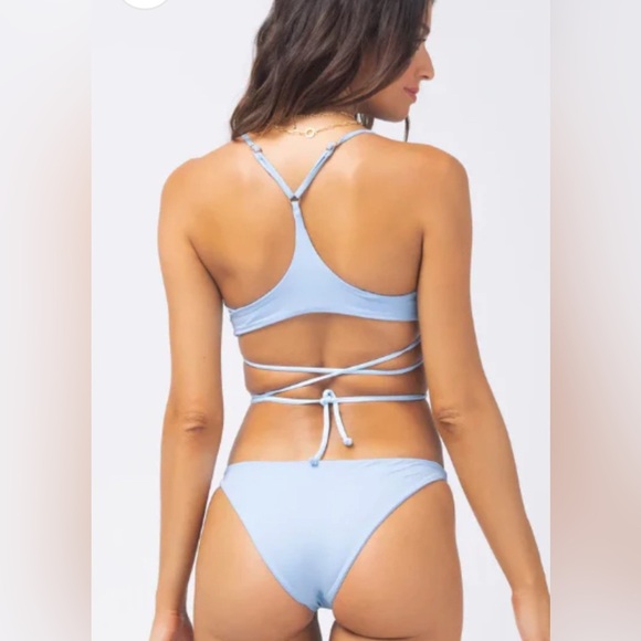 NEW L*Space Kristen Wrap Bikini Top Sky Blue Size Medium Swim NWT - Picture 3 of 5